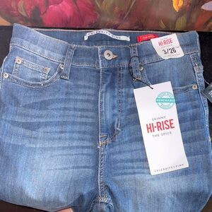 NWT skinny jeans 👖 stretchy hi-rise 3/26